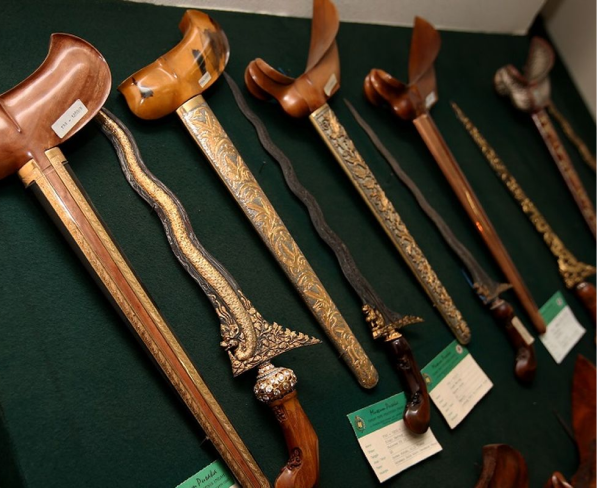 keris